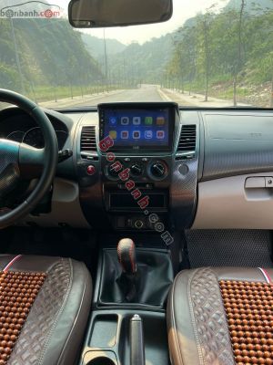 Xe Mitsubishi Pajero Sport D 4x2 MT 2017