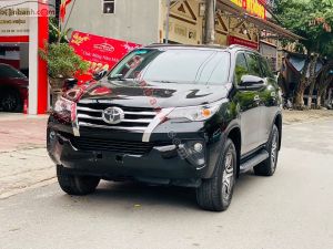 Xe Toyota Fortuner 2.7V 4x2 AT 2018