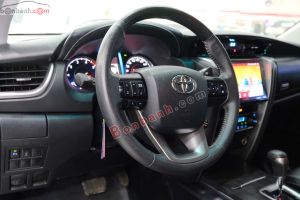 Xe Toyota Fortuner 2.4G 4x2 AT 2021