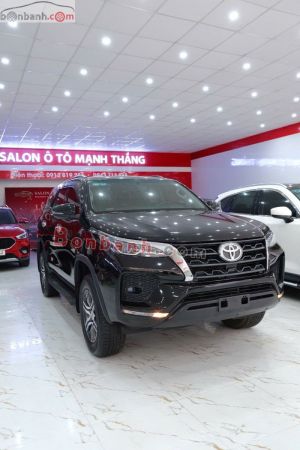 Xe Toyota Fortuner 2.4G 4x2 AT 2021