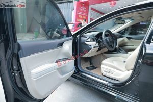 Xe Toyota Camry 2.0G 2020