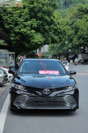 Xe Toyota Camry 2.0G 2020