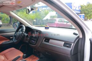 Xe Mitsubishi Outlander 2.0 CVT 2019