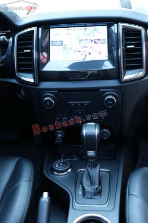 Xe Ford Everest Titanium 2.0L 4x4 AT 2021